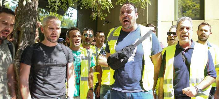 Εξω από το υπουργείο Περιβάλλοντος οι μεταλλωρύχοι – Εκπνέει σήμερα το τελεσίγραφο της Eldorado (βίντεο)